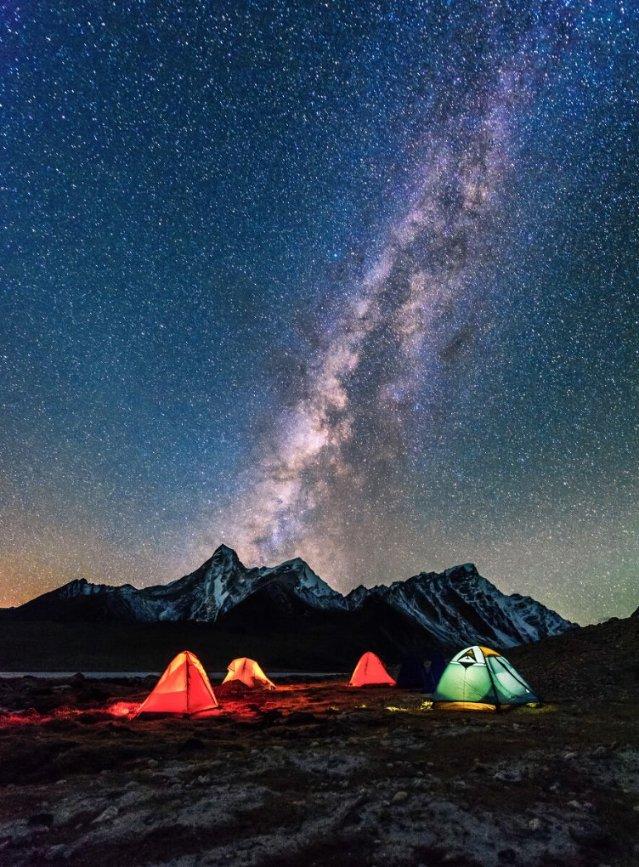 两会快评丨大抓落实，快抓落实，明确责任抓落实